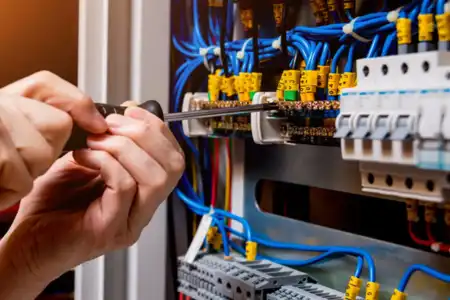 Serviços de Eletricista, Instalação de Quadro Elétrico, Tomadas e Reparos no Rio de Janeiro RJ - Eletricista RJ